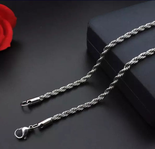 Beautiful hand crafted roap chain